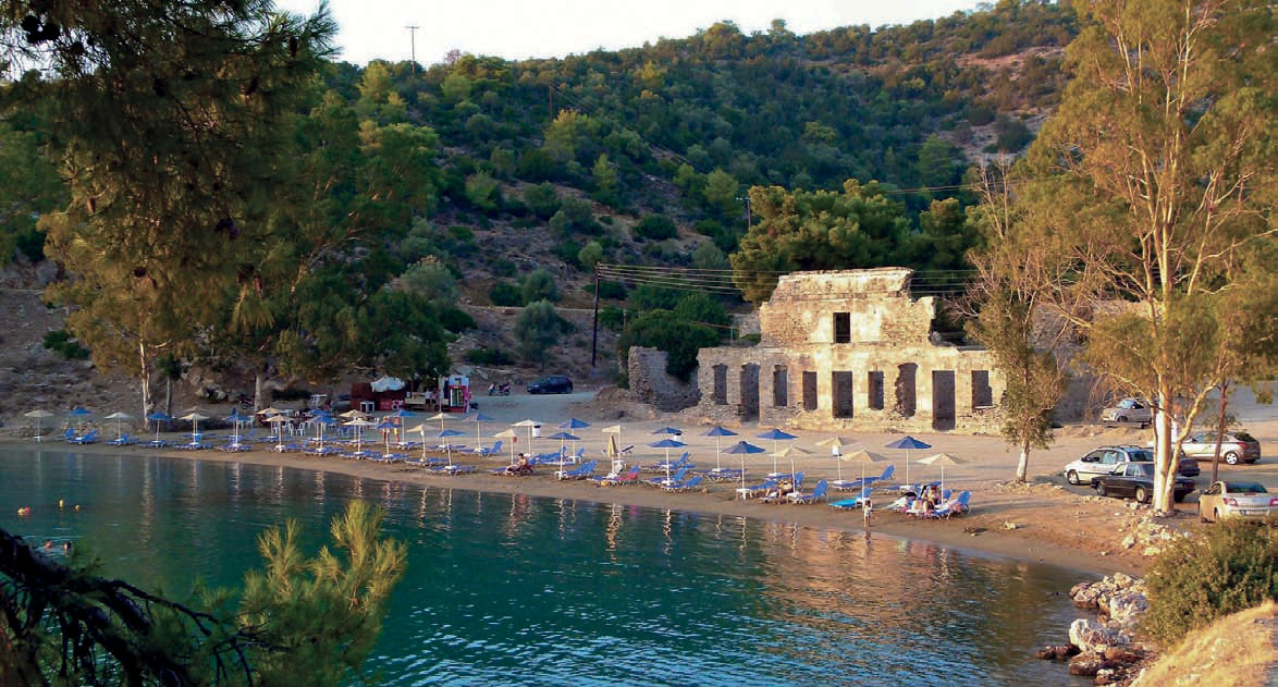 Day cruise from Alimos to Russian Bay, Poros town and Katramonisi with swimming, sightseeing, and local charm